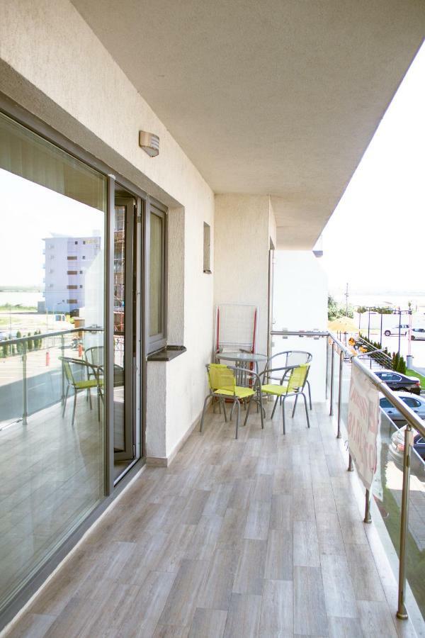 Bright Apartments Mamaia Nord Екстериор снимка